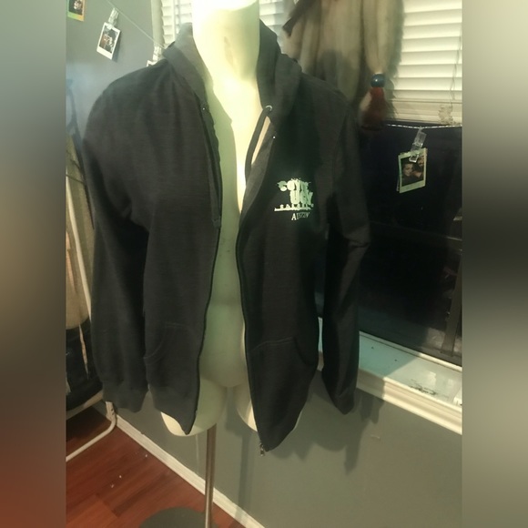 Authentic Coyote Ugly Saloon Hoodie - Picture 8 of 8